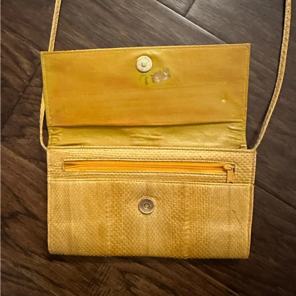 Vintage Snakeskin Purse - Picture 7 of 16